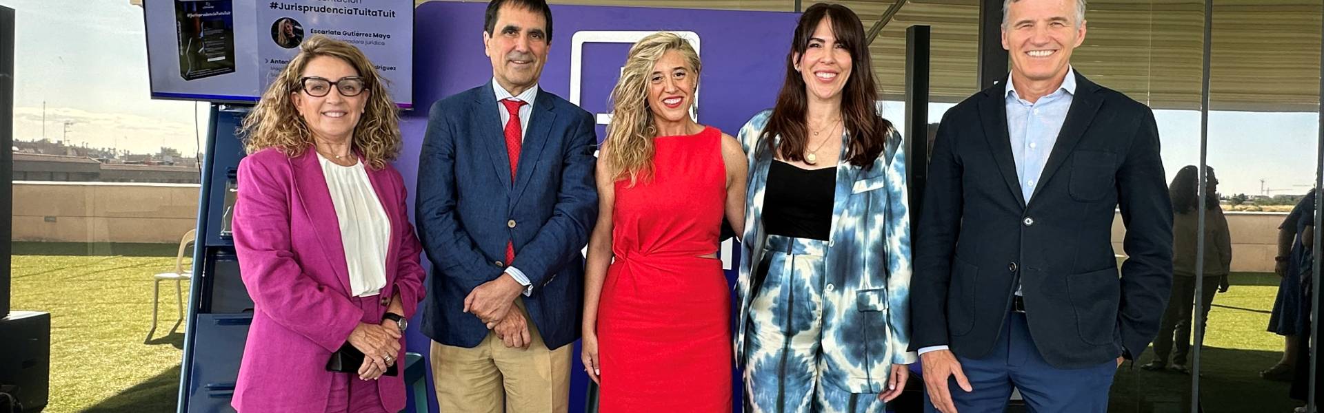 Imagen https://lefebvre.es/uploads/media/noticias/0001/02/LIBRO JURISPRUDENCIA_ESCARLATA_68595e8d412c8_thumb_1415_noticias_cabecera.jpg